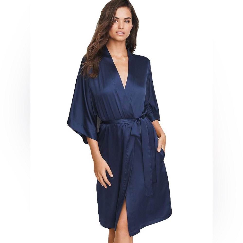 VICTORIA’S SECRET Satin Angel Navy Robe Midi Length‎ Size M/L L/G